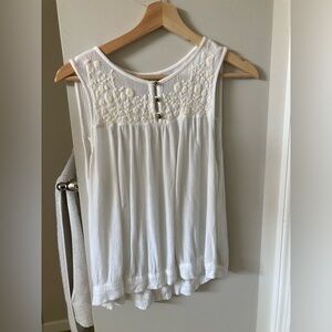 Embroidered muslin sleeveless top